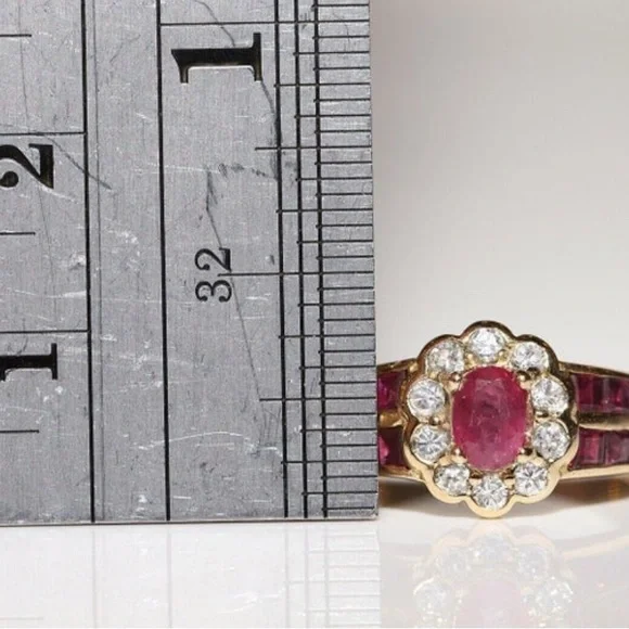 Vintage Circa 1980s 18k Gold Natural Diamond And Caliber Ruby Ring size 7
